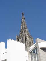 Stadthaus und Ulmer Münster - Ingrid Leuze