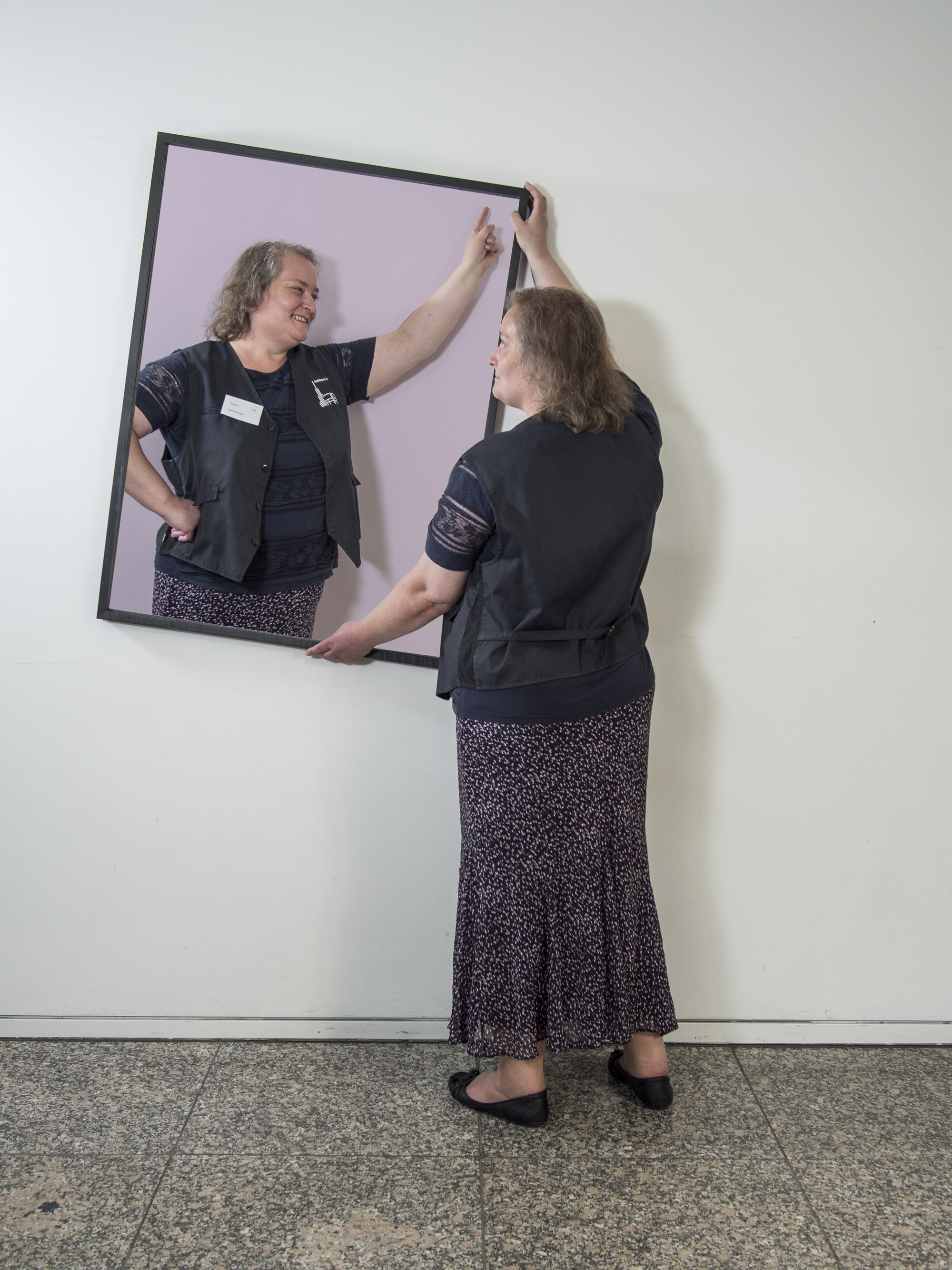 Astrid Businger, Ausstellungsaufsicht Astrid Businger, Ausstellungs-Aufsicht