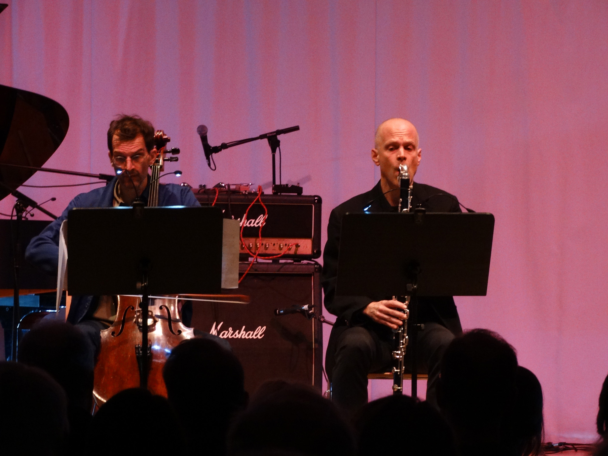 Mathis Mayr (Cello) und Christian Vogel (Bassklarinette)