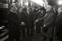 Erstes deutsch-‐deutsches Gipfeltreffen von Willy Brandt und dem Vorsitzenden des DDR-Ministerrats Willi Stoph, Erfurt, 19. März 1970 Erstes deutsch-‐deutsches Gipfeltreffen von Willy Brandt und dem Vorsitzenden des DDR-Ministerrats Willi Stoph, Erfurt, 19. März 1970
